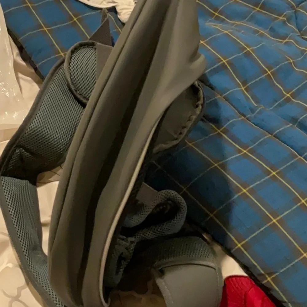 Yudodo pet carrier Sling NEW in original packaging Grey Black